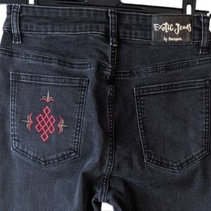 Desigual exotic jeans black womens size 28,  embroidered cuffs and back pocket
